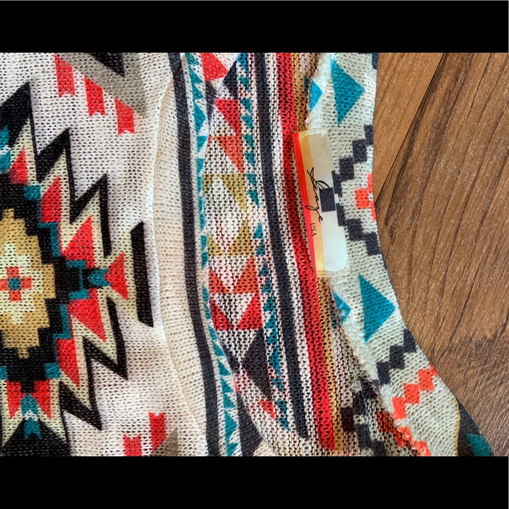 Patterned Tee - Picture 3 of 3